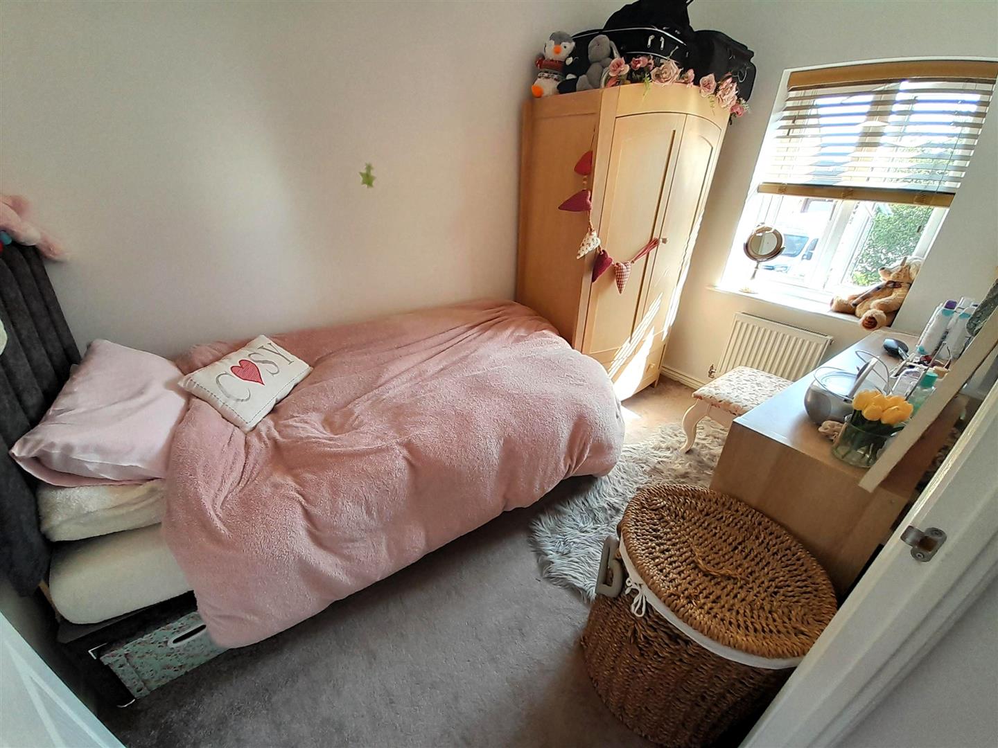 Stryd Bennett, Llanelli, SA15 4DQ